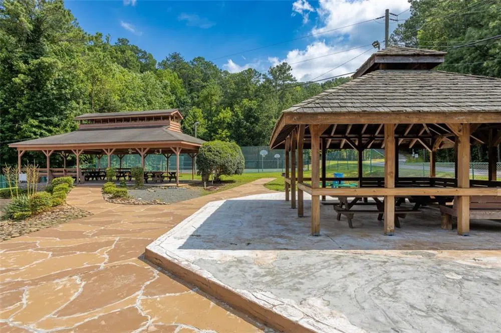 355 PEACEFUL LOOP Chatsworth, GA 30705