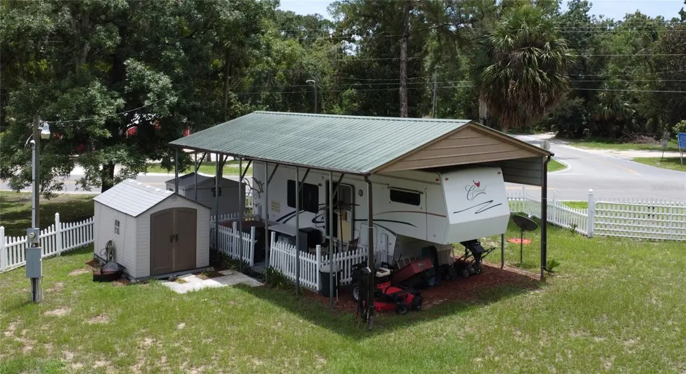 5466 SW HWY 358 Steinhatchee, FL 32359