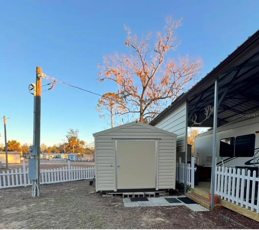 5466 SW HWY 358 Steinhatchee, FL 32359