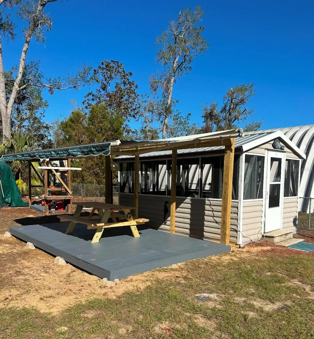 5466 SW HWY 358 Steinhatchee, FL 32359
