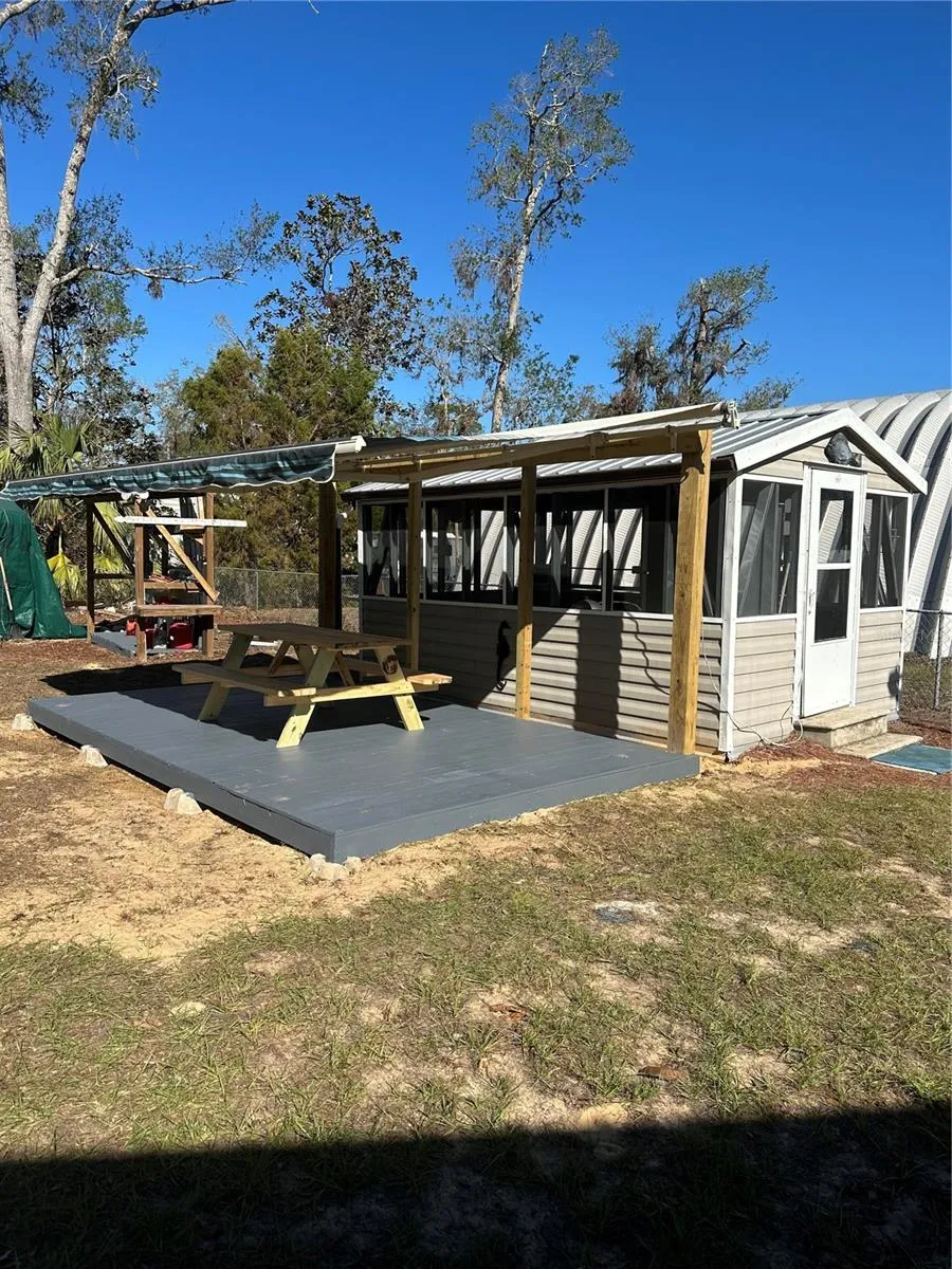 5466 SW HWY 358 Steinhatchee, FL 32359