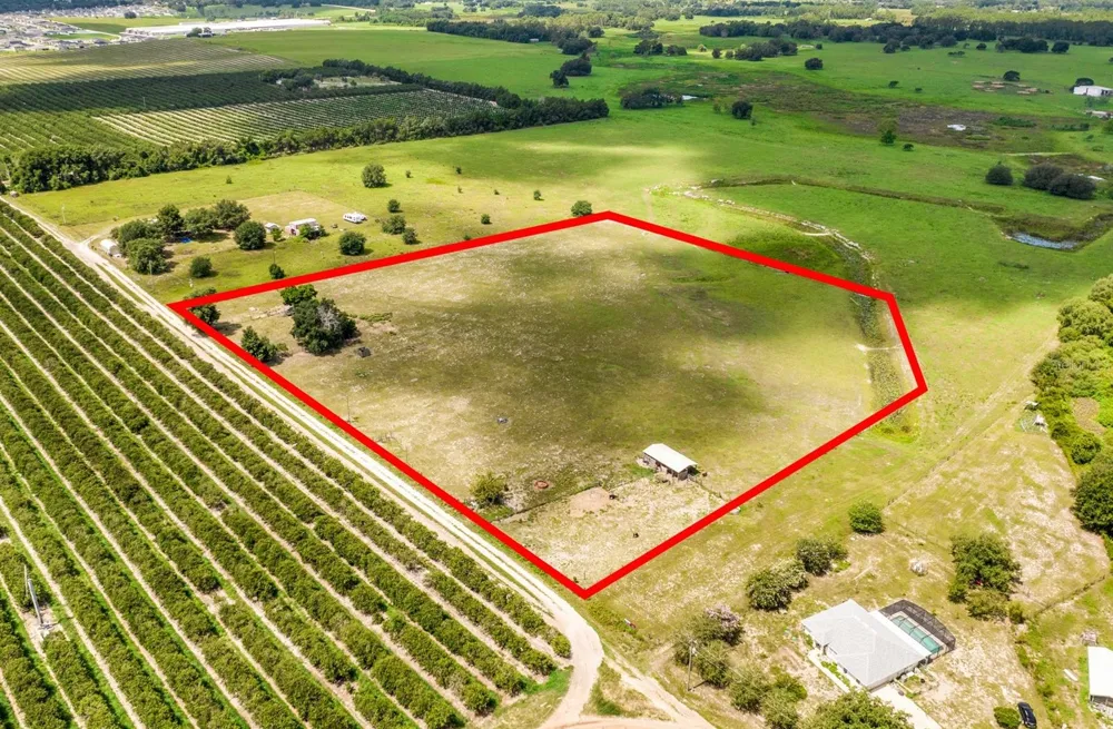SMITH ROAD Groveland, FL 34736
