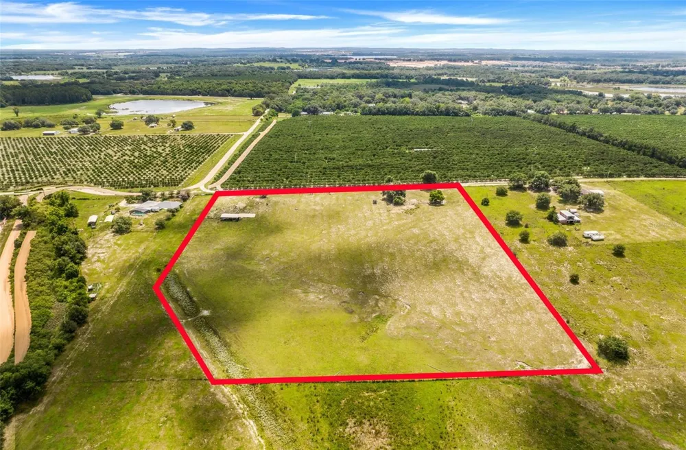 SMITH ROAD Groveland, FL 34736