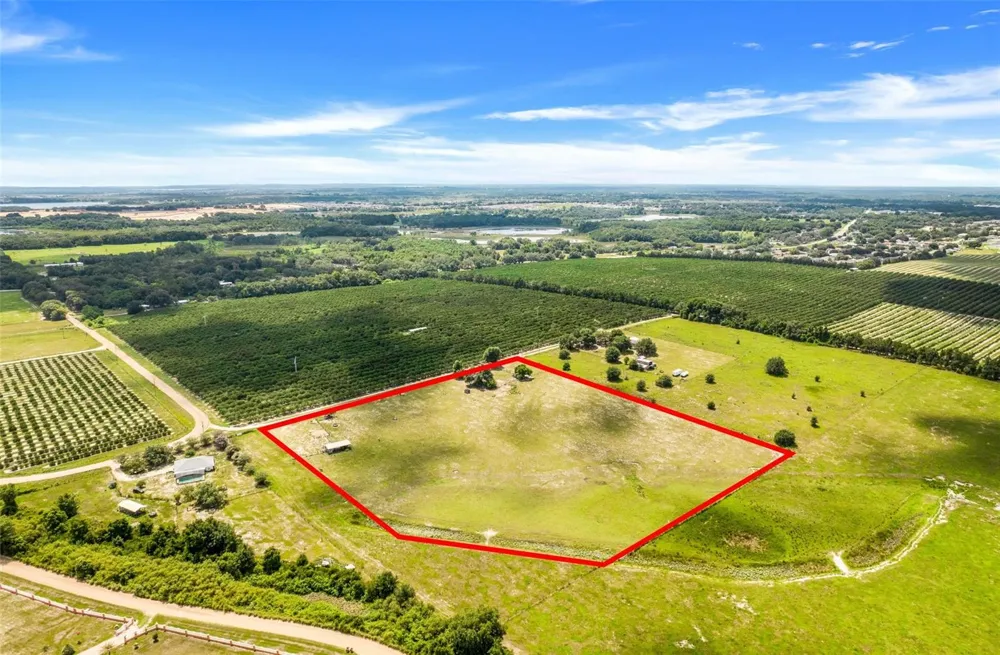 SMITH ROAD Groveland, FL 34736