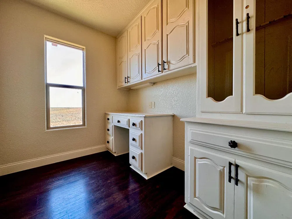 1954 County Road 240 Plains, TX 79355