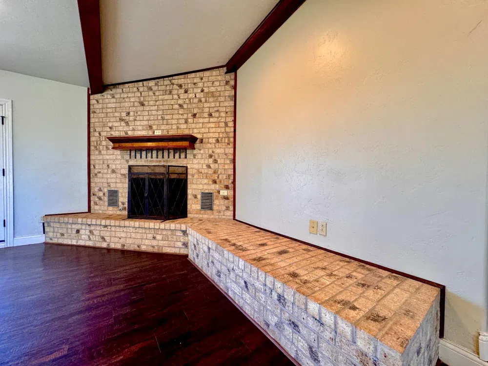 1954 County Road 240 Plains, TX 79355