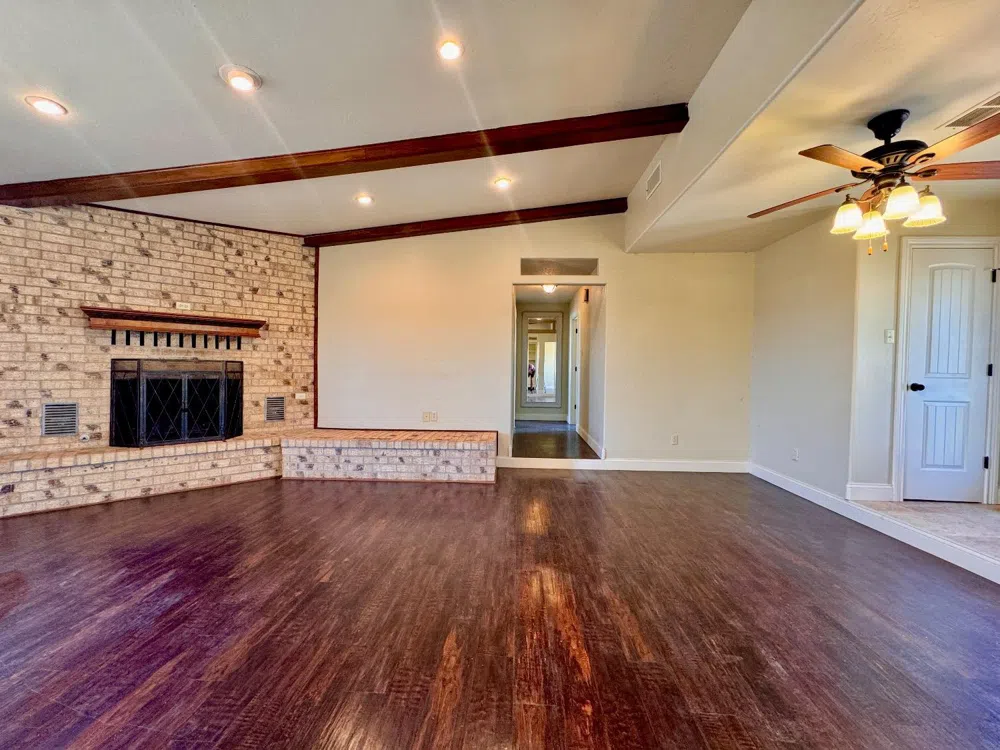 1954 County Road 240 Plains, TX 79355