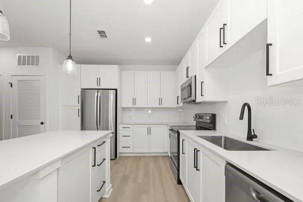 2790 GRAND AVE STREET #A2 St Petersburg, FL 33716
