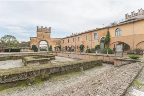 4 NW Via tiberina