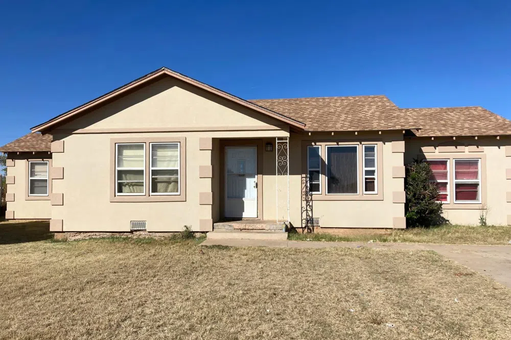 306 Ave M Levelland, TX 79336