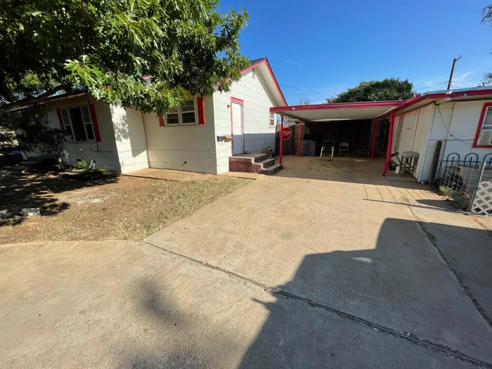 2418 40th Street Lubbock, TX 79412