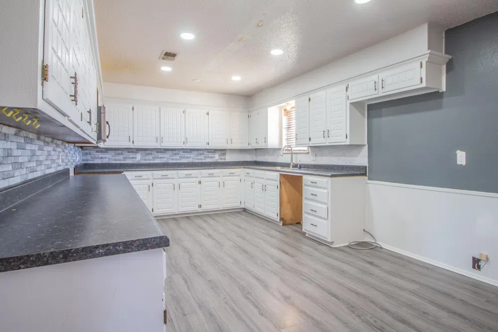 1508 Ave O Ralls, TX 79357