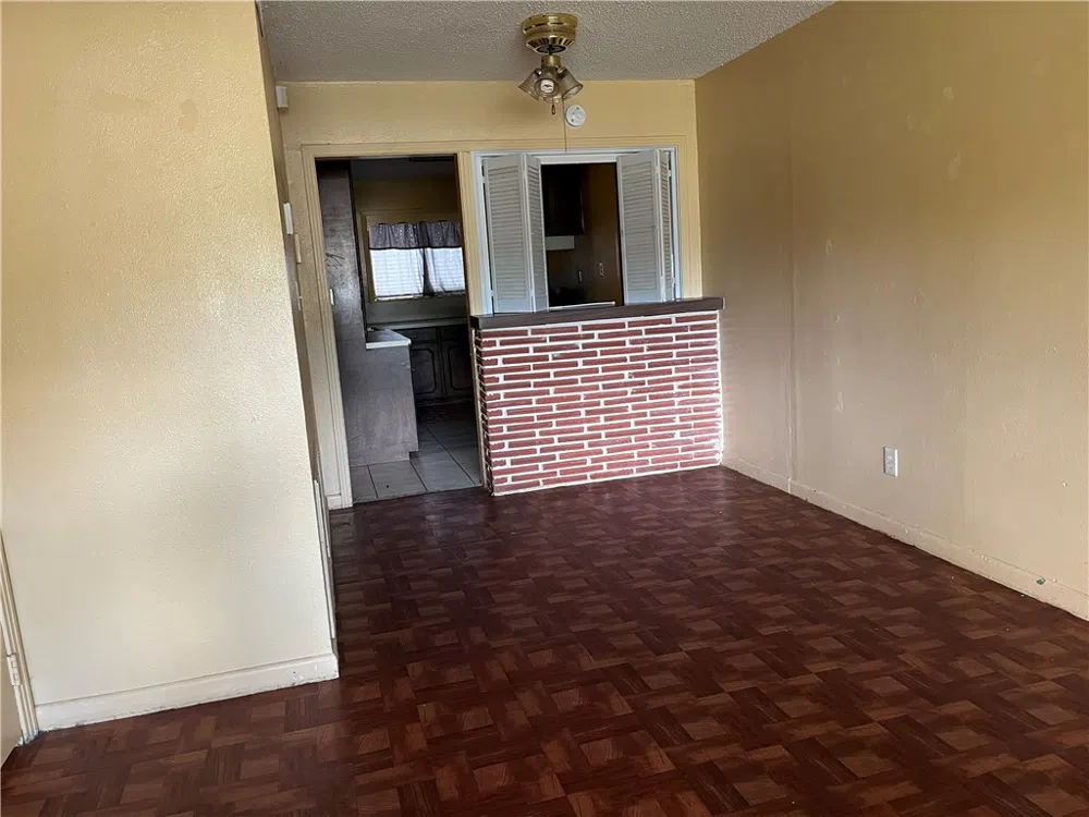 722 E Copano Street Mathis, TX 78368