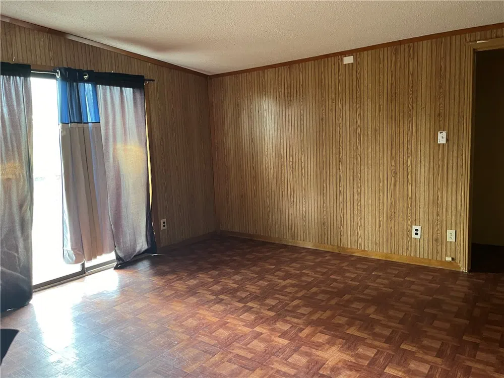722 E Copano Street Mathis, TX 78368