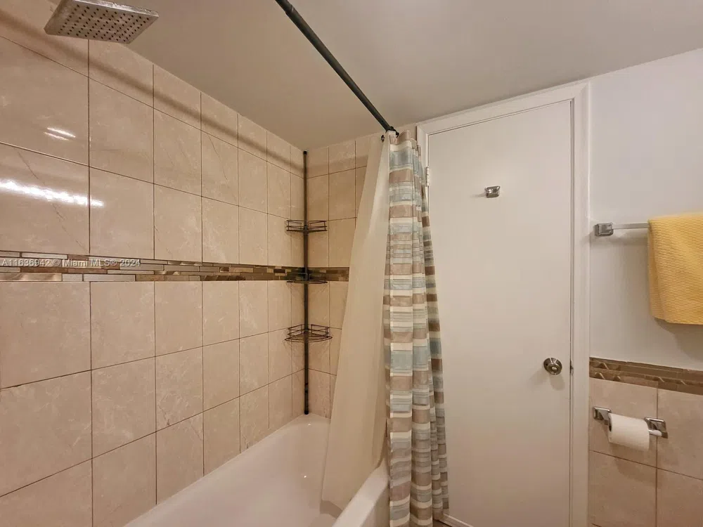1825 S Ocean Dr #206 Hallandale Beach, FL 33009
