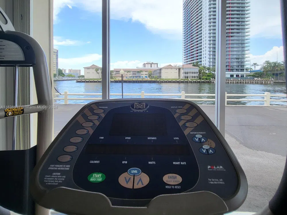 1825 S Ocean Dr #206 Hallandale Beach, FL 33009