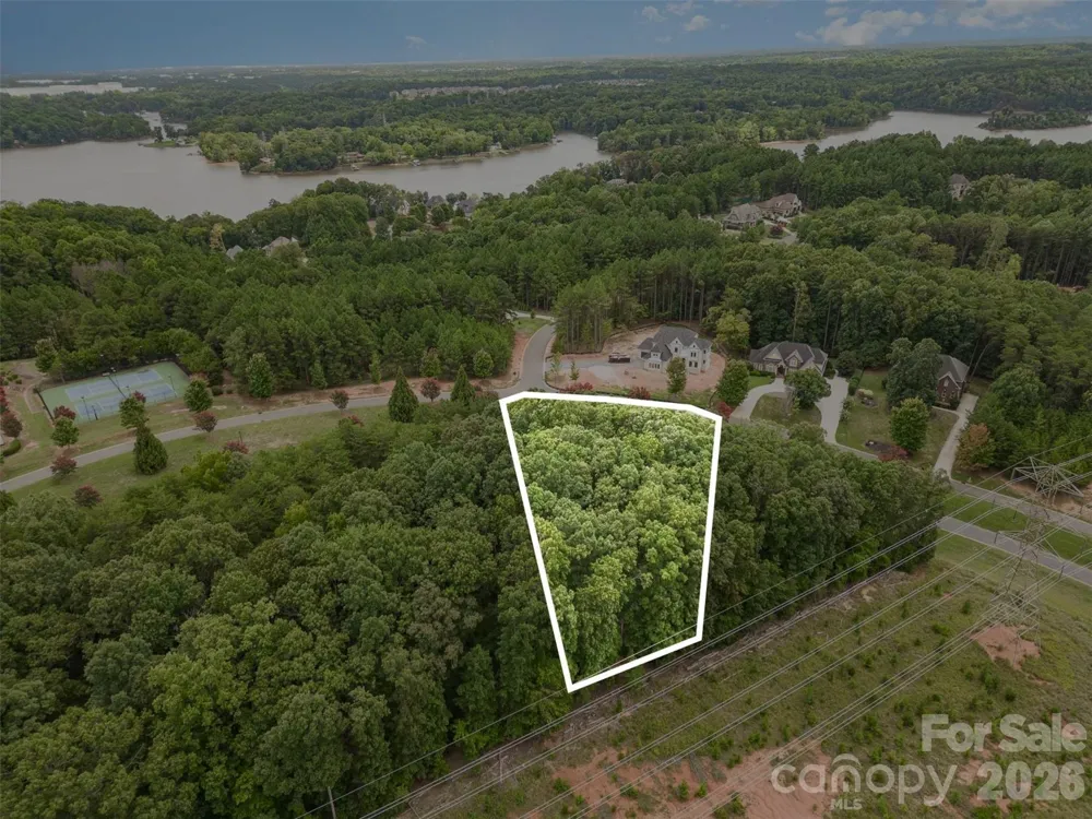 1400 Reflection Pointe Boulevard #327 Belmont, NC 28012
