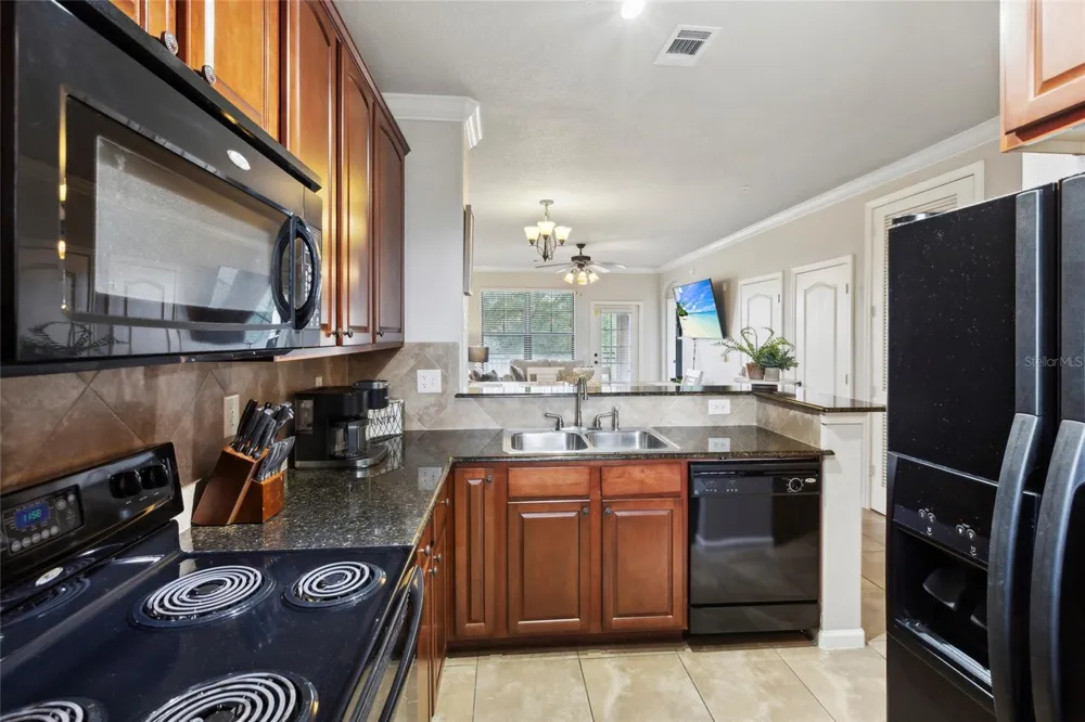 901 CHARO PARKWAY #732 Davenport, FL 33897