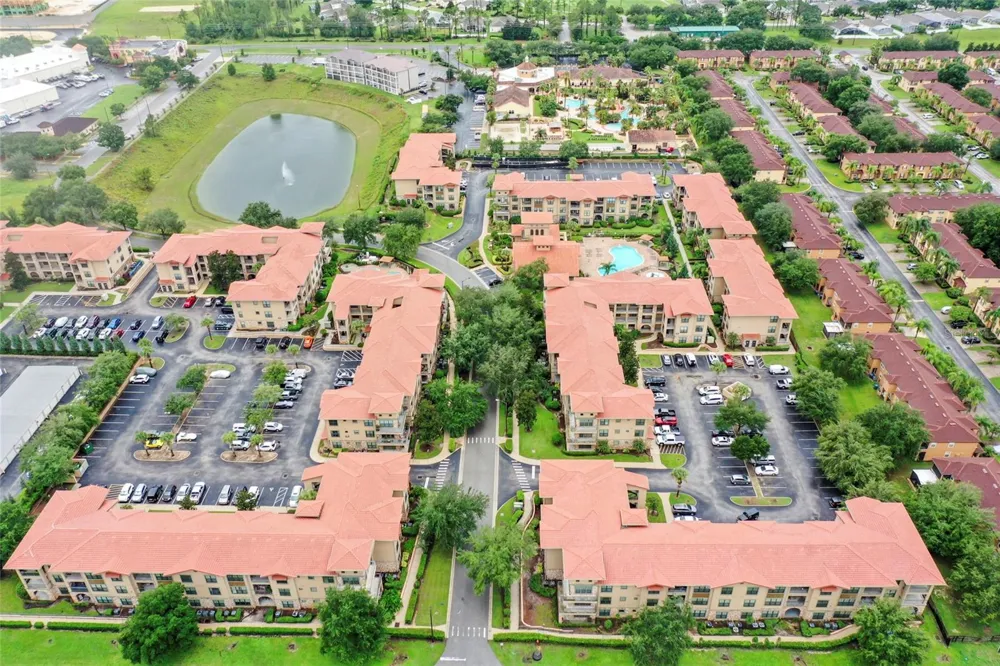901 CHARO PARKWAY #732 Davenport, FL 33897