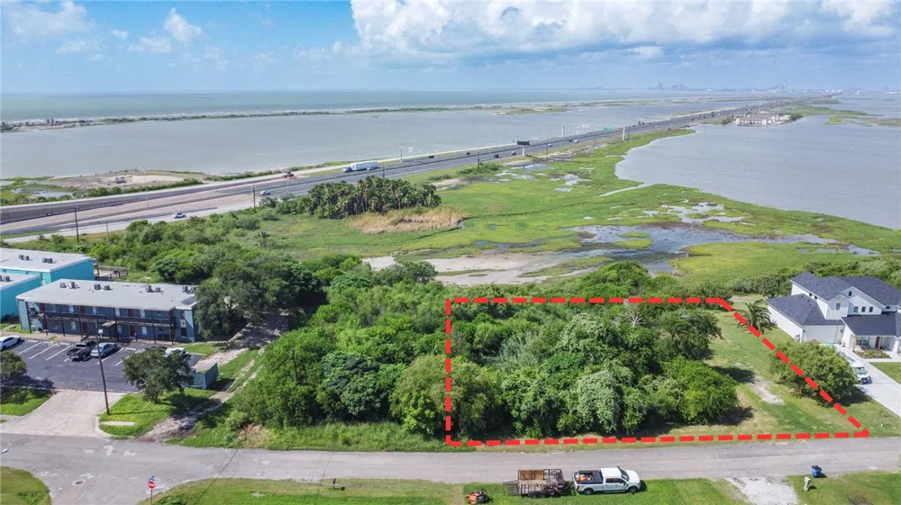 9 BAYVIEW BOULEVARD Portland, TX 78374