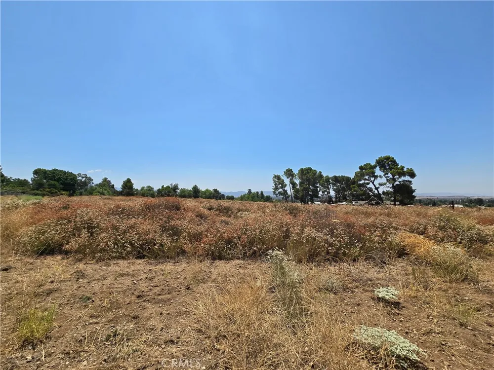 9575 Oak Glen Road Cherry Valley, CA 92223