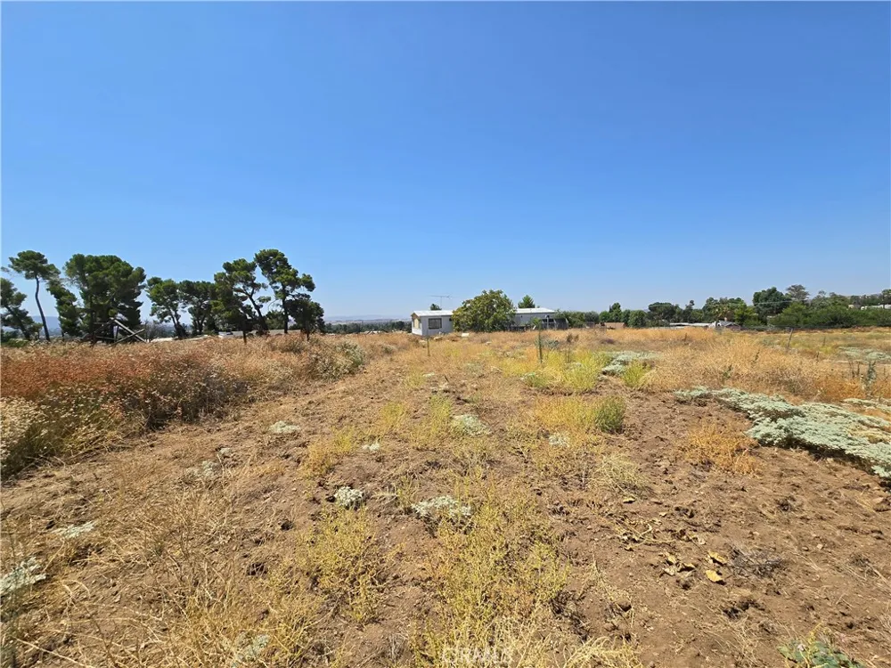 9575 Oak Glen Road Cherry Valley, CA 92223