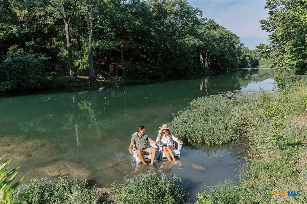 6 Rivers Edge at Gruene New Braunfels, TX 78132