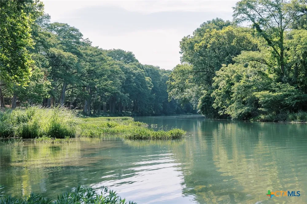 6 Rivers Edge at Gruene New Braunfels, TX 78132