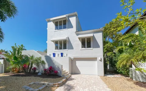 228 VAN BUREN DRIVE