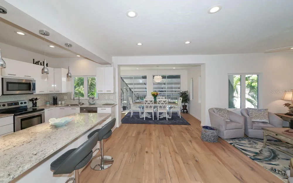 228 VAN BUREN DRIVE Sarasota, FL 34236