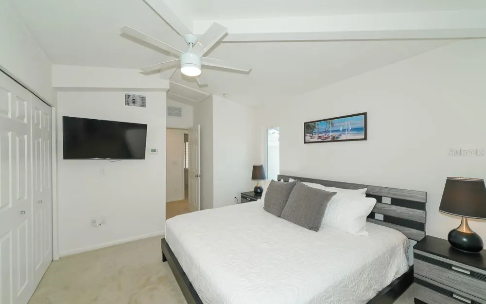 228 VAN BUREN DRIVE Sarasota, FL 34236