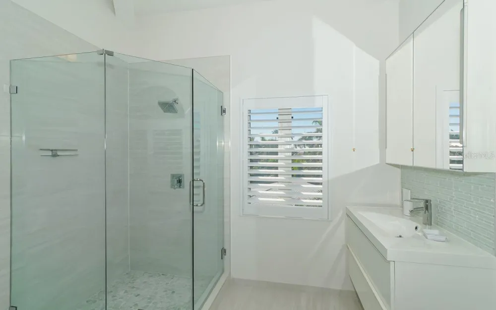 228 VAN BUREN DRIVE Sarasota, FL 34236
