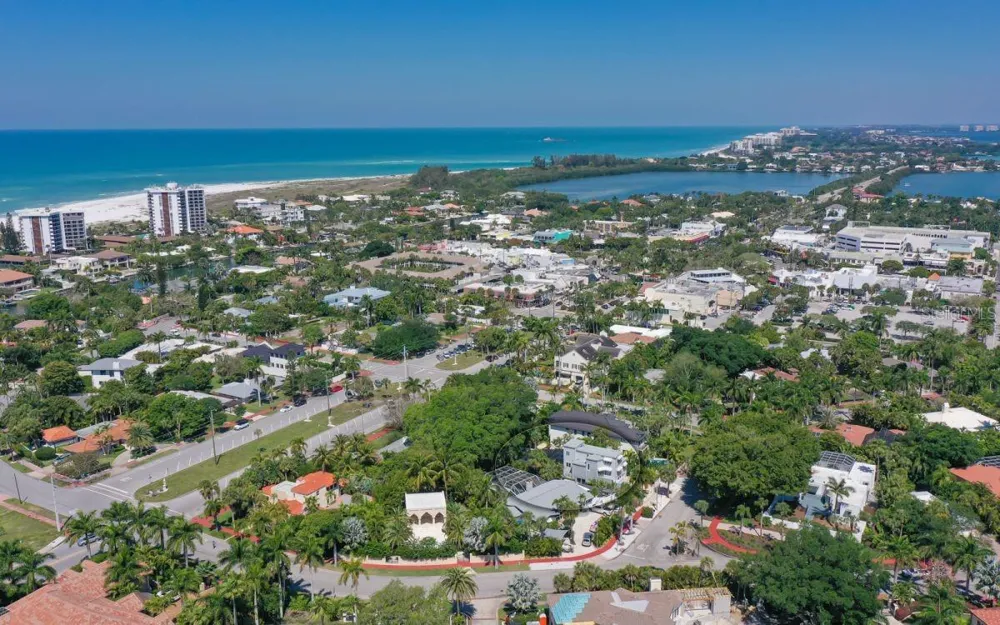 228 VAN BUREN DRIVE Sarasota, FL 34236