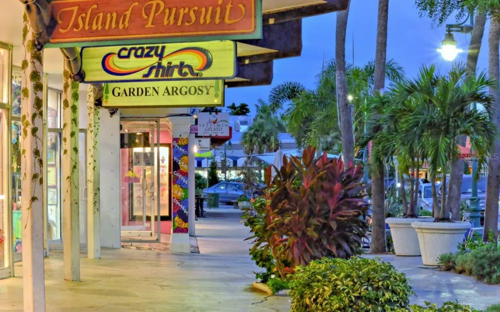 228 VAN BUREN DRIVE Sarasota, FL 34236