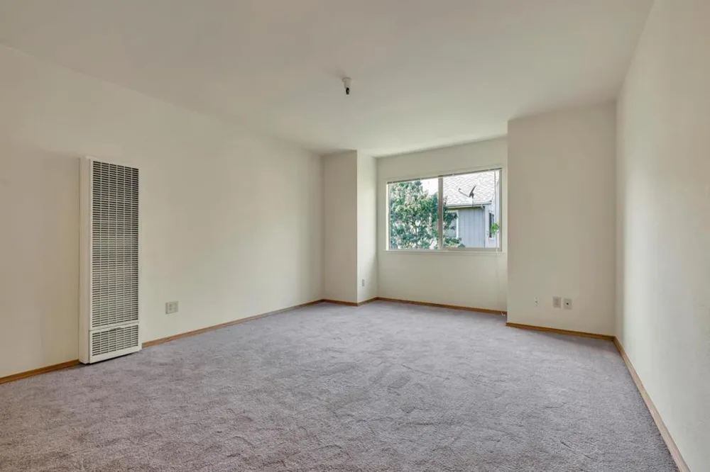 203 Vista Prieta Court Santa Cruz, CA 95062