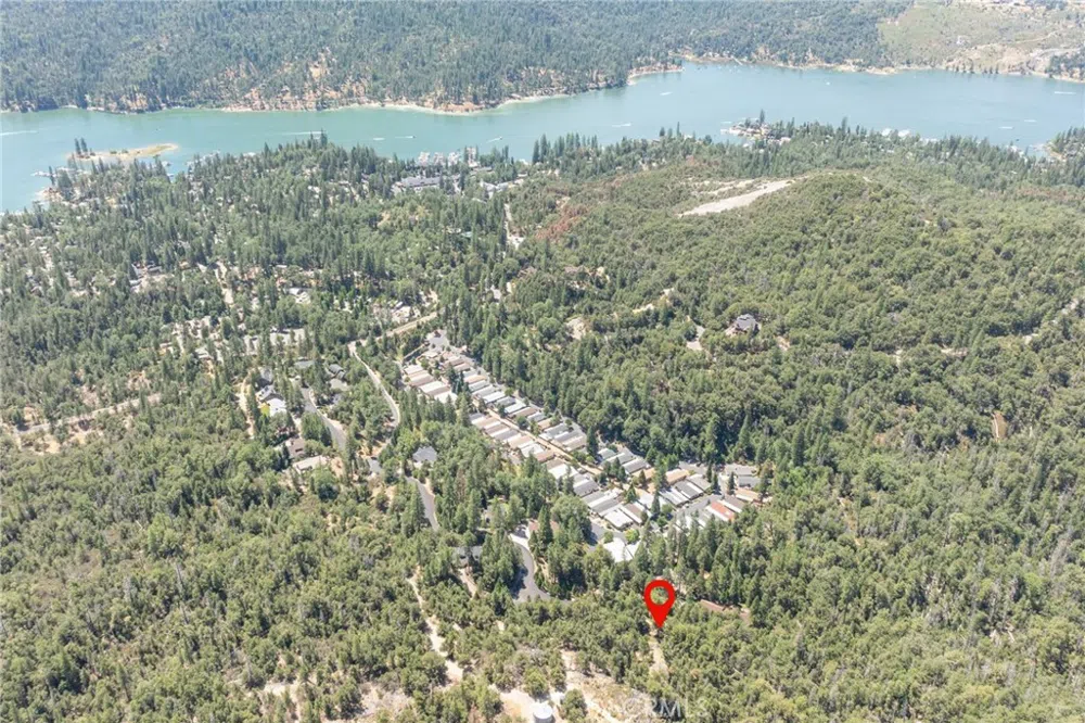 8 Cedar Vista Circle Bass Lake, CA 93604