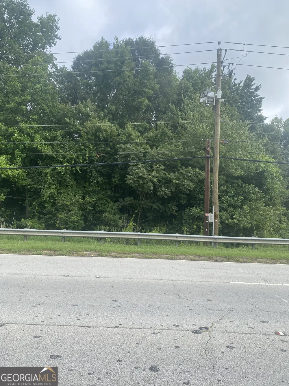 2095 SIGMAN RD NW Conyers, GA 30012