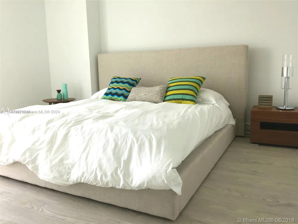 400 Sunny Isles Blvd #1019 Sunny Isles Beach, FL 33160