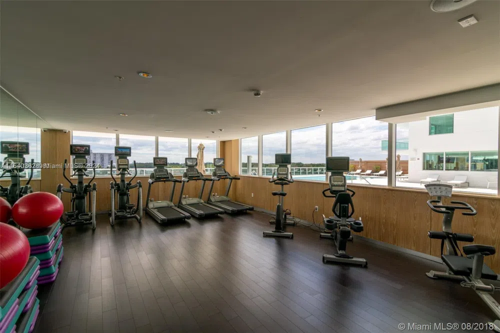 400 Sunny Isles Blvd #1019 Sunny Isles Beach, FL 33160