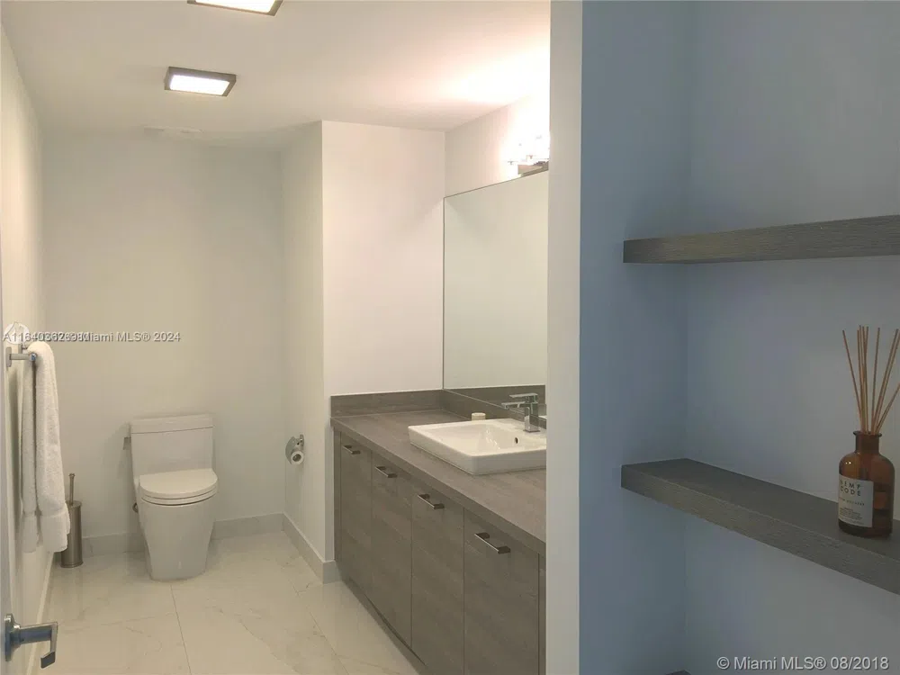 400 Sunny Isles Blvd #1019 Sunny Isles Beach, FL 33160