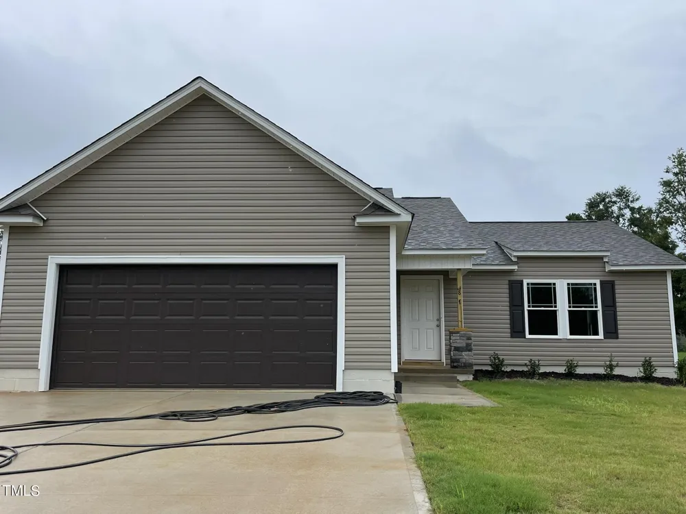83 Oakfield Trace Drive Four Oaks, NC 27524
