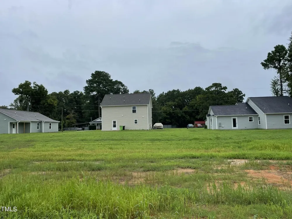 83 Oakfield Trace Drive Four Oaks, NC 27524