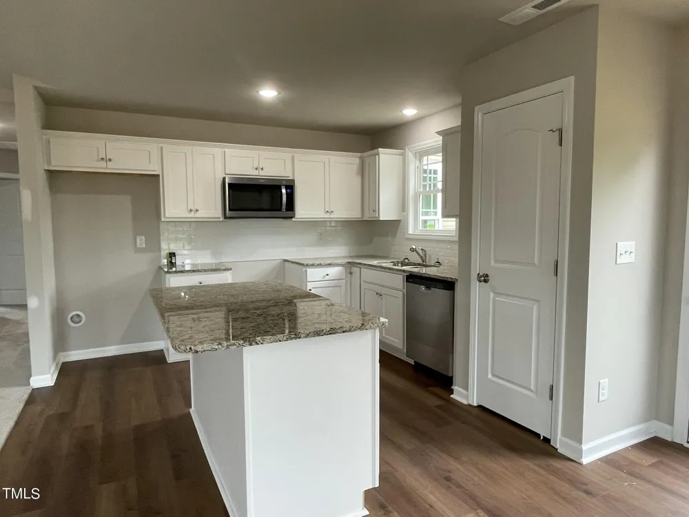 83 Oakfield Trace Drive Four Oaks, NC 27524