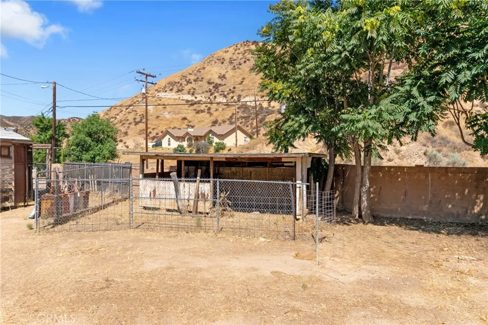 13684 Sierra Agua Dulce, CA 91390