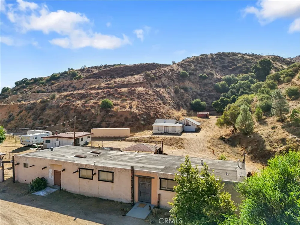13684 Sierra Agua Dulce, CA 91390