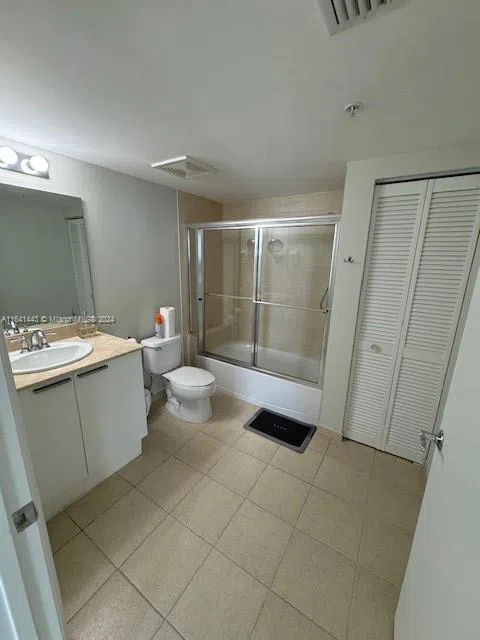 16699 Collins Ave #2409 Sunny Isles Beach, FL 33160