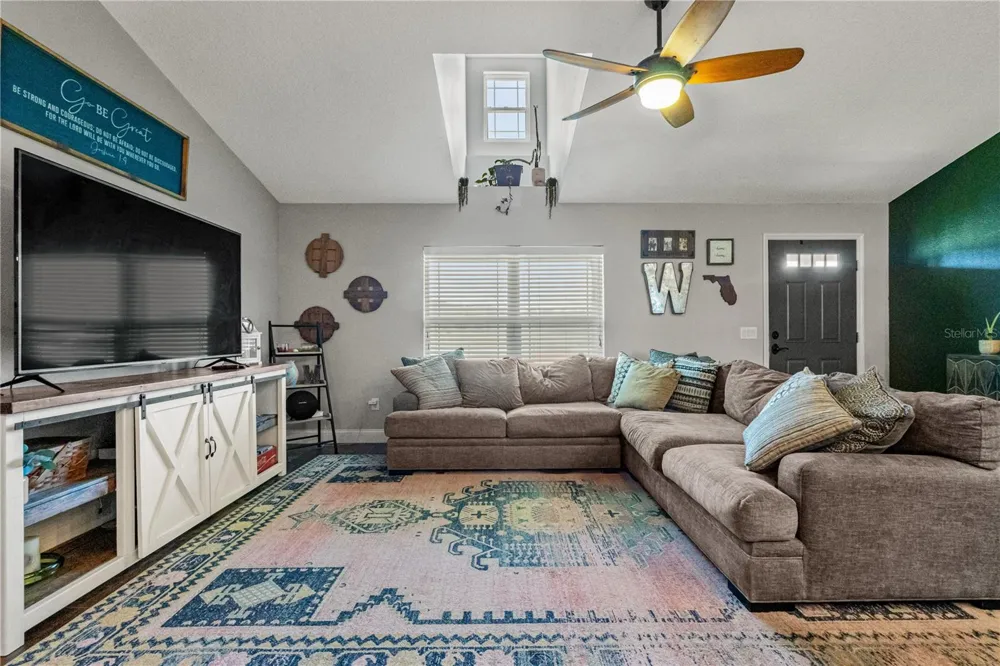 3422 SR 471 Sumterville, FL 33585