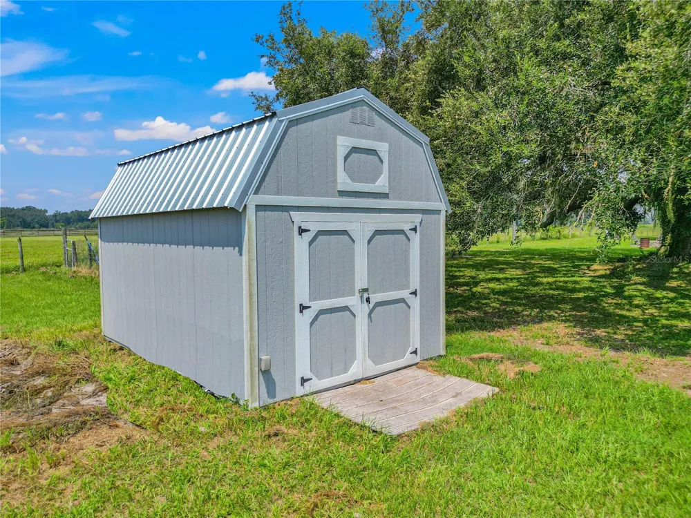 3422 SR 471 Sumterville, FL 33585