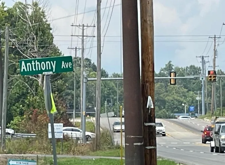 481 W Broad St Smithville, TN 37166
