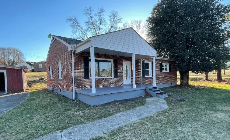 481 W Broad St Smithville, TN 37166